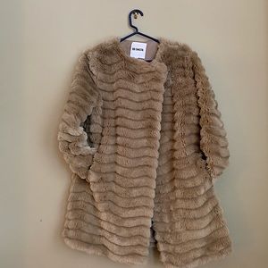 BB Dakota faux fur coat. Warm and glamorous!